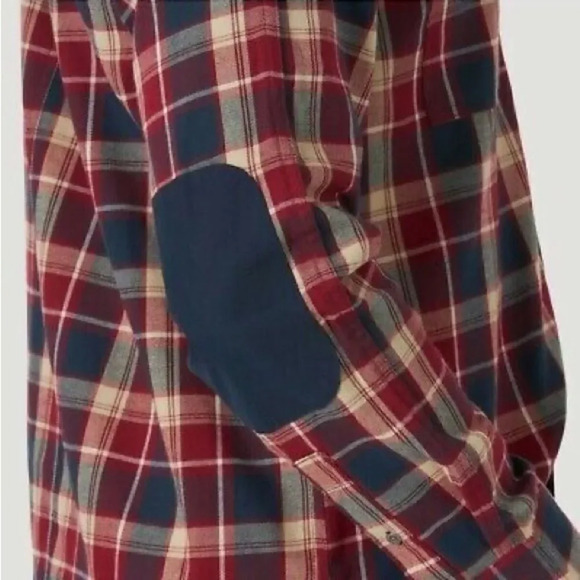 Wrangler All Terrain Gear Red Plaid Button Down shirt - Picture 4 of 16